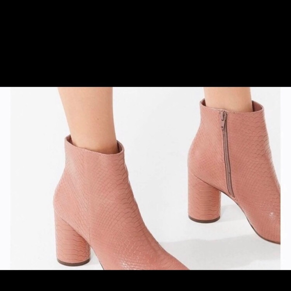 Urban Outfitters Mauve Leather Booties